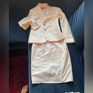 Mexx Cream Suit (jacket+skirt) top is gift with purchase